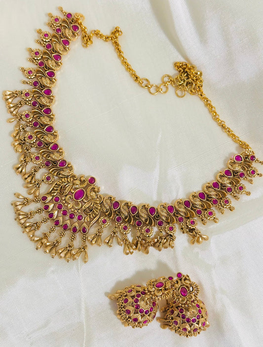 Exquisite Antique Gold-Toned Temple Jewelry Set