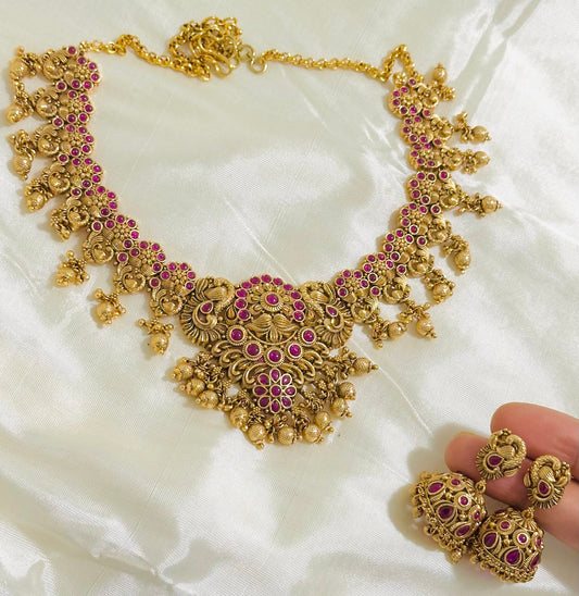 Exquisite Antique Gold-Toned Temple Jewelry Set