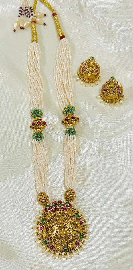 Antique Gold Necklace Set - Exquisite Traditional Lakshmi Haram