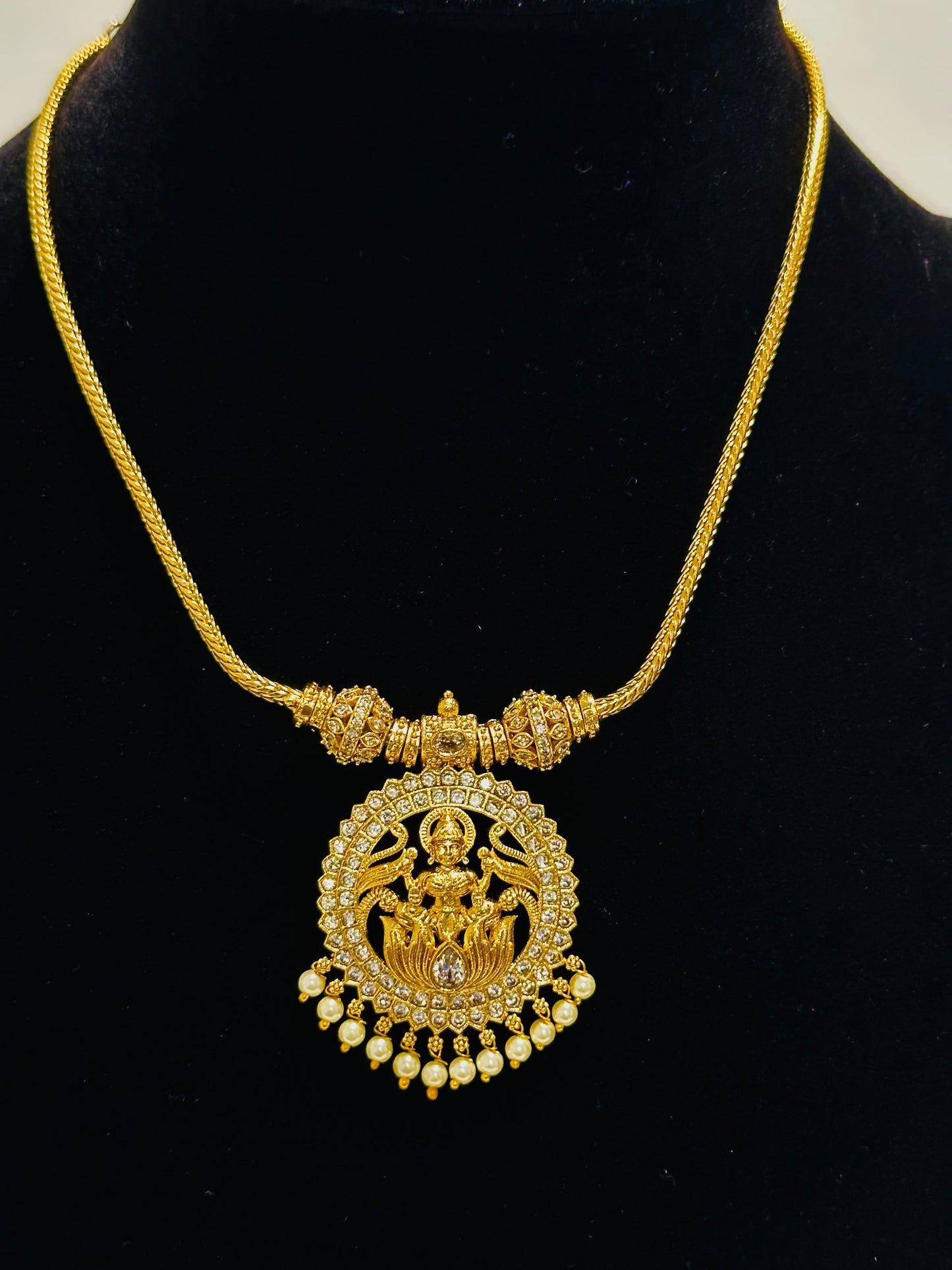 Traditional Indian Lakshmi Pendant Necklace and Jhumka Earring Set