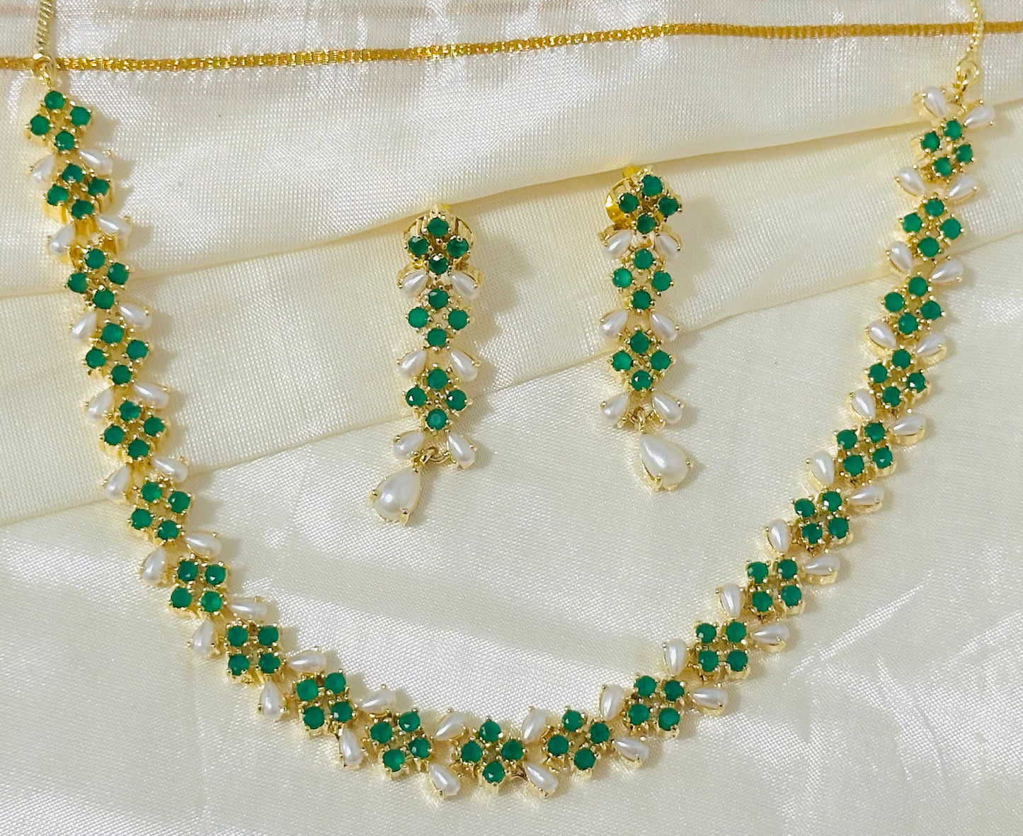 Dazzling Pearl Choker Necklace and Dangler Earring Set