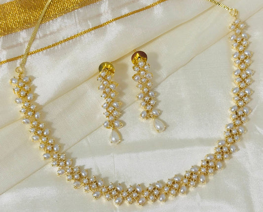Dazzling Pearl Choker Necklace and Dangler Earring Set