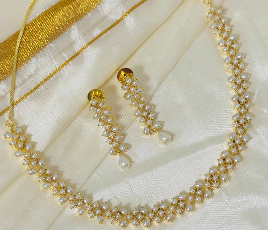 Dazzling Pearl Choker Necklace and Dangler Earring Set