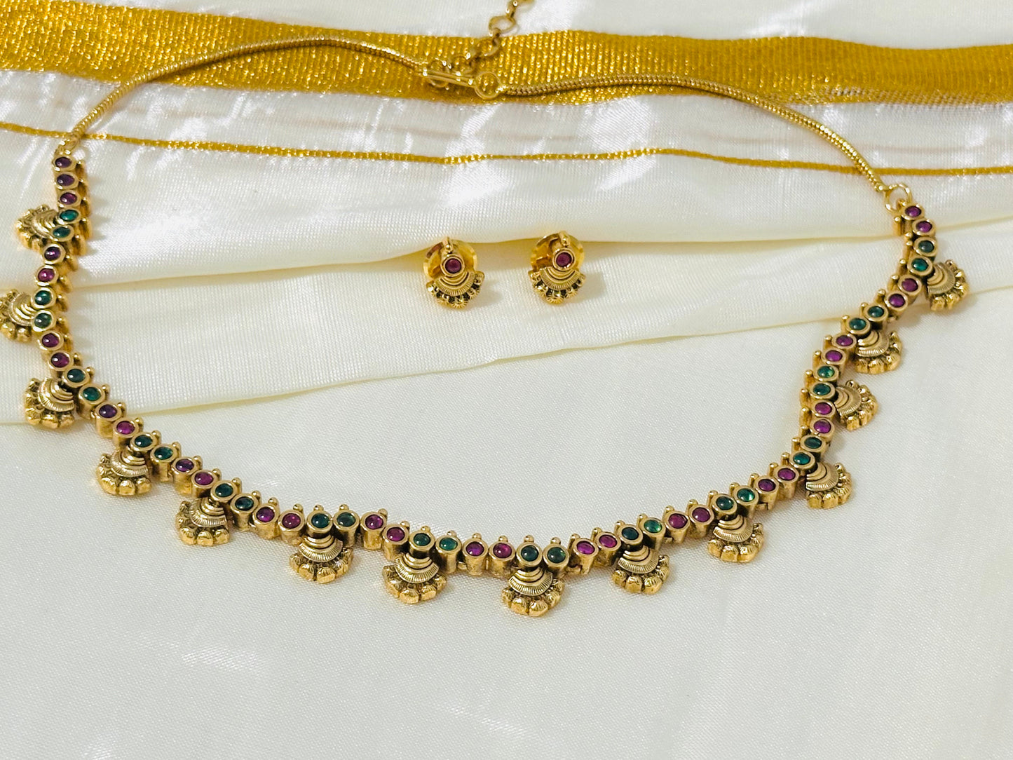 Antique Gold Choker Necklace and Earrings