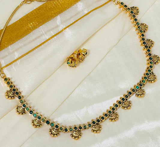 Antique Gold Choker Necklace and Earrings