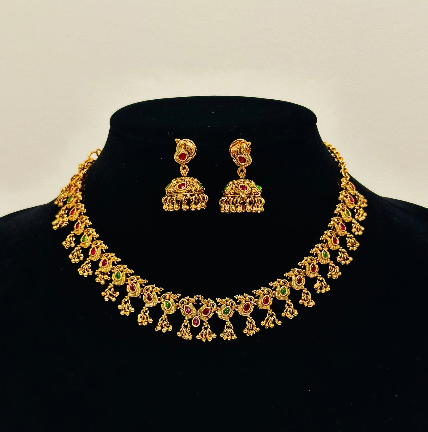 Traditional Indian Gold Choker Necklace and Jhumka Earring Set