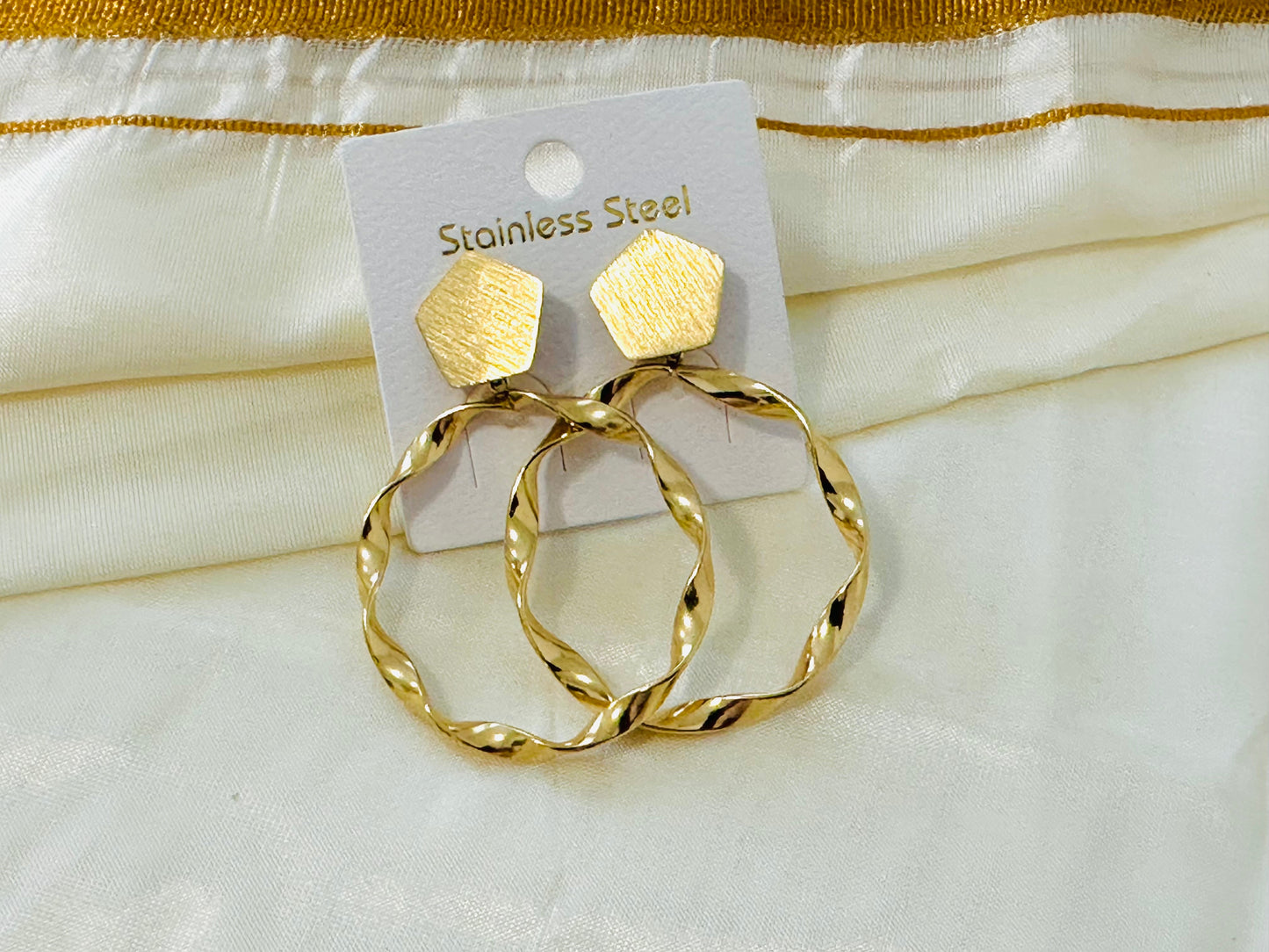 Elegant Wavy Gold Hoop Drop Earrings
