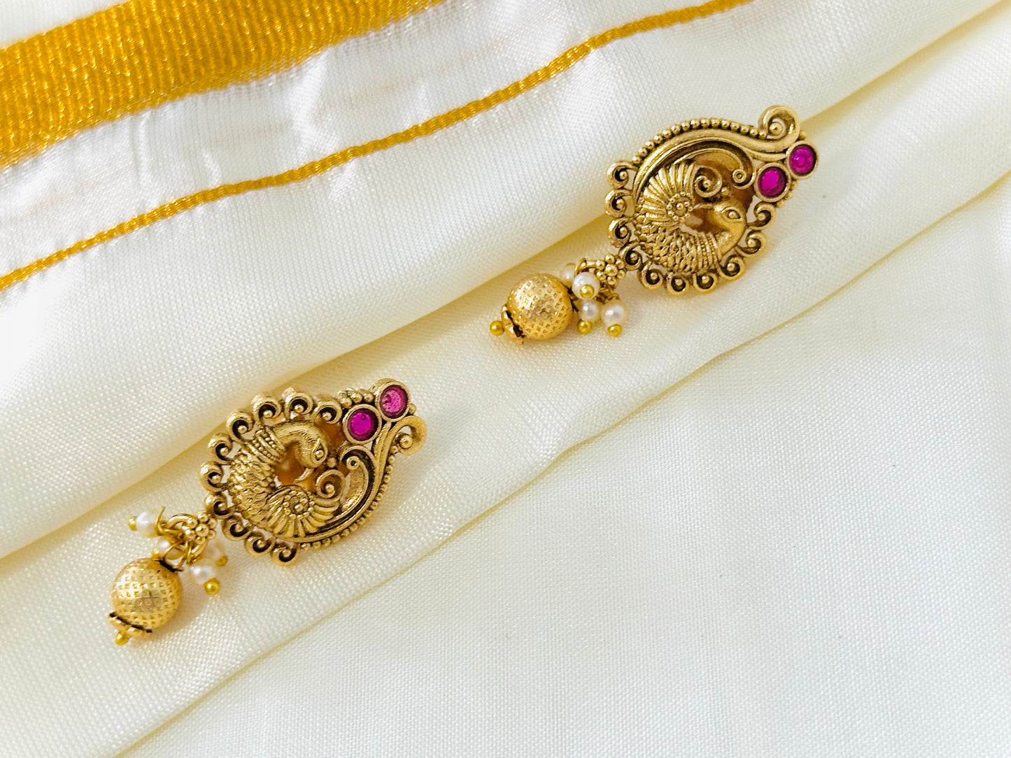 Exquisite Traditional Gold-Toned Peacock Stud Earrings