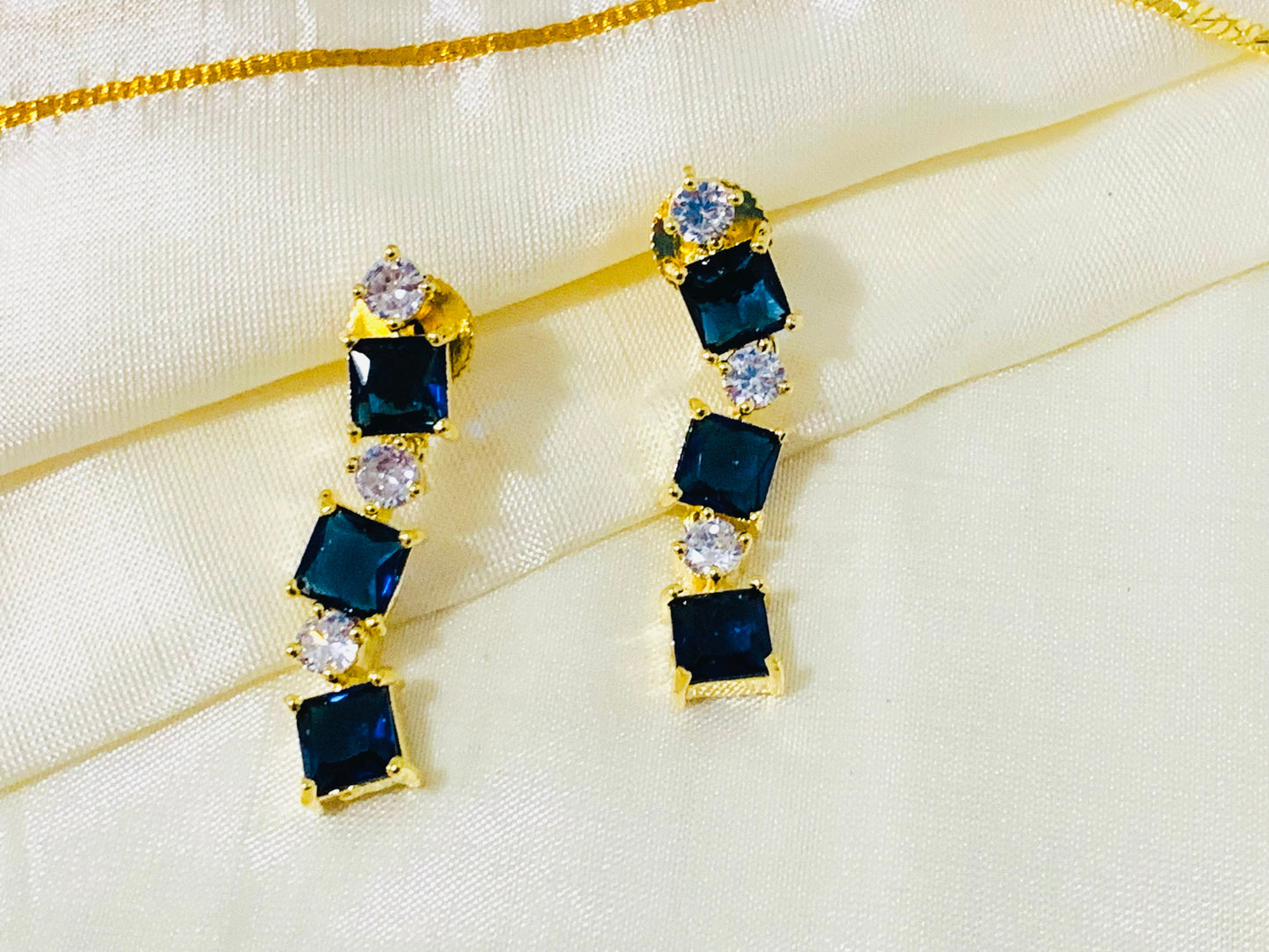 Vibrant color Stone Necklace and Earring Set