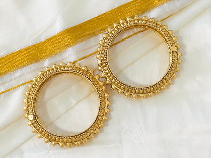 Exquisite Antique Gold-Toned Bangles (Set of 2)