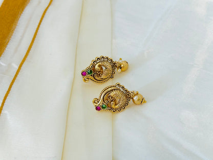 Exquisite Traditional Gold-Toned Peacock Stud Earrings